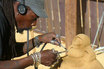 Sand Sculptor